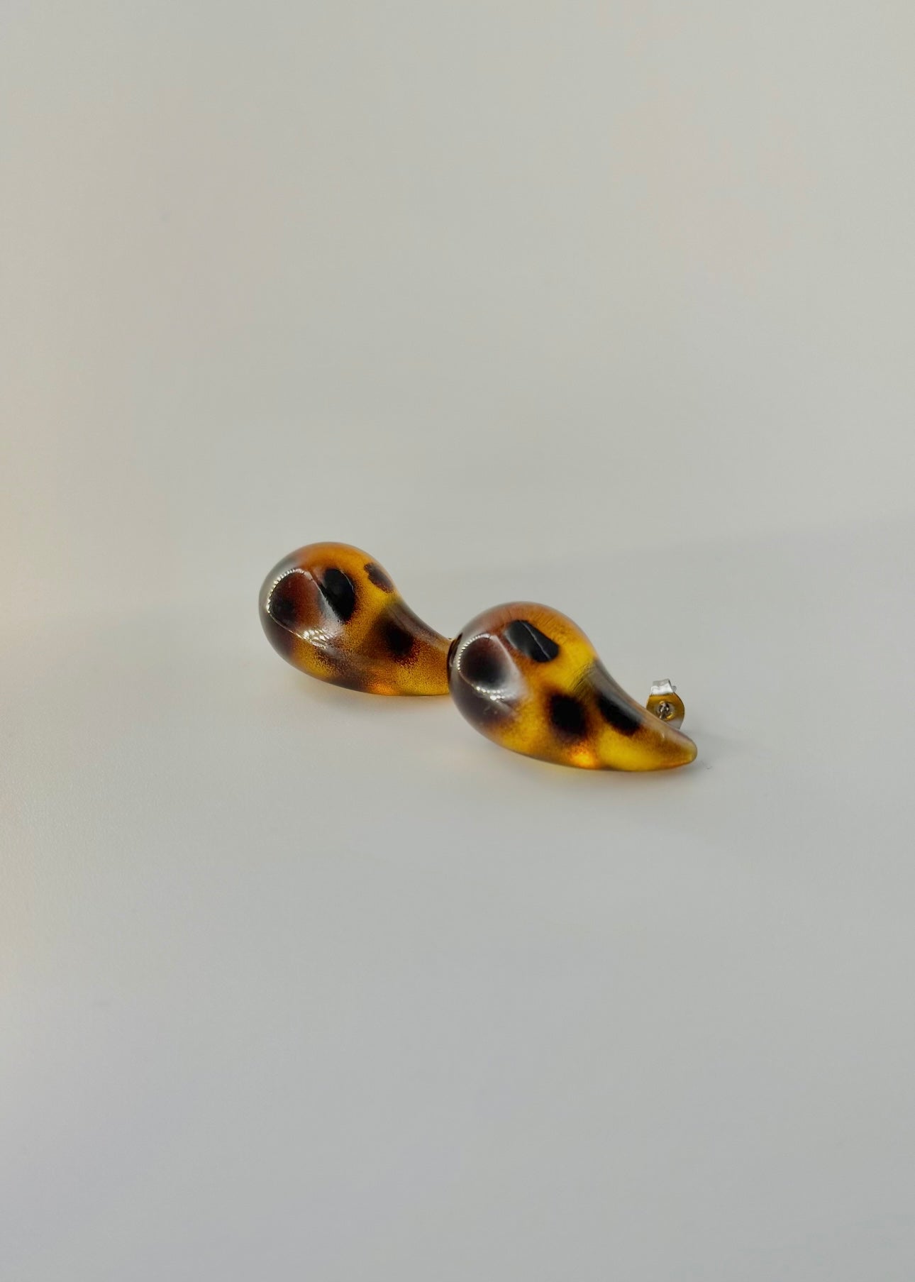 Orecchini goccia Leo