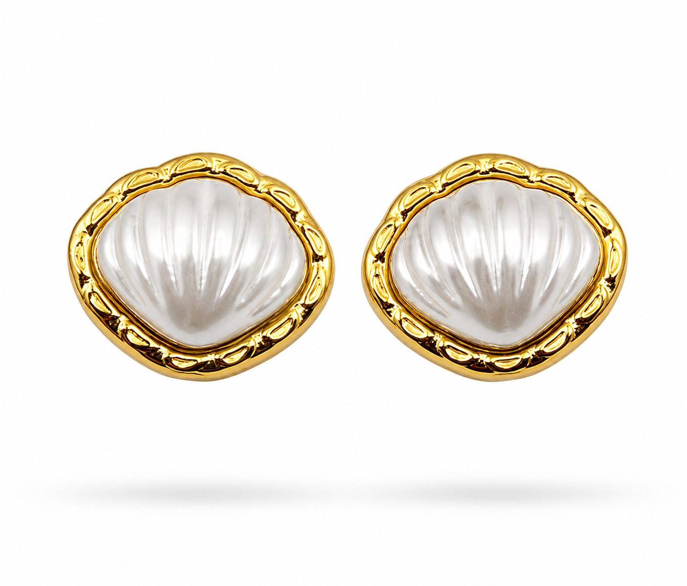 Orecchini shell cameo