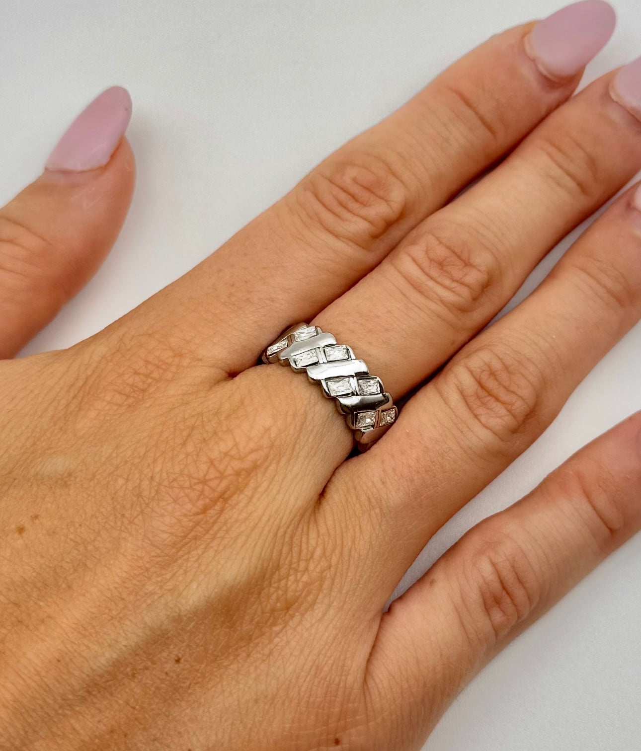 Anello Eryah