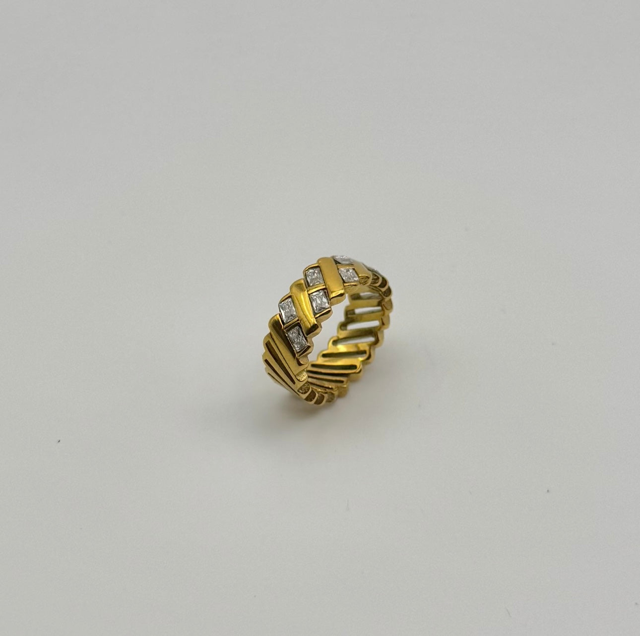 Anello Eryah