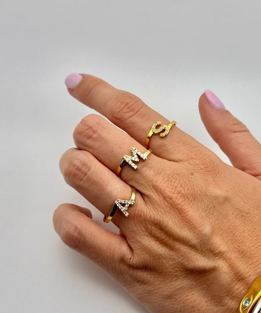 Anello mini lettere