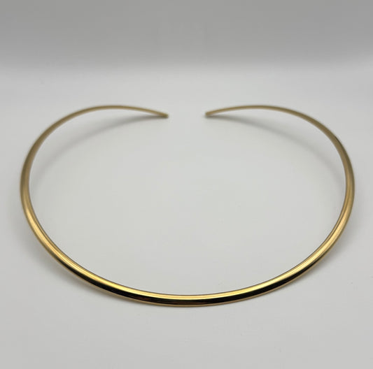 Collana rigida linea