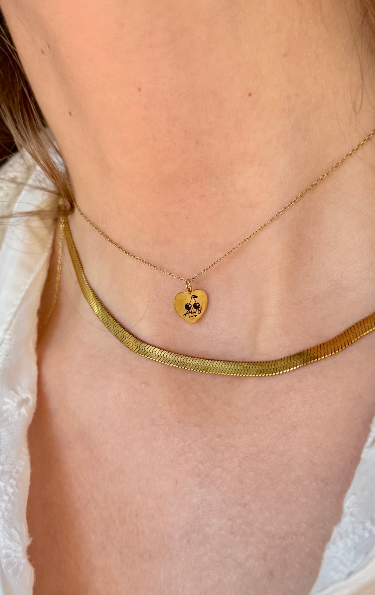 Chocker AlisB