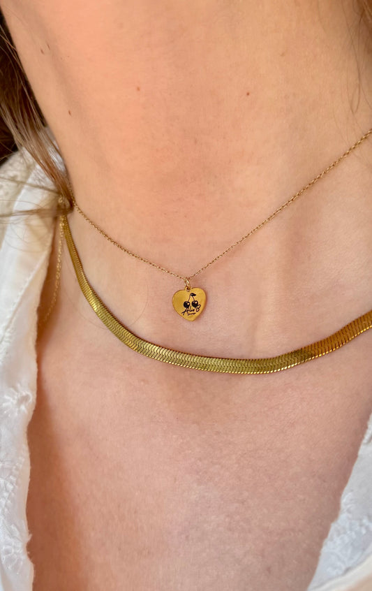 Chocker AlisB