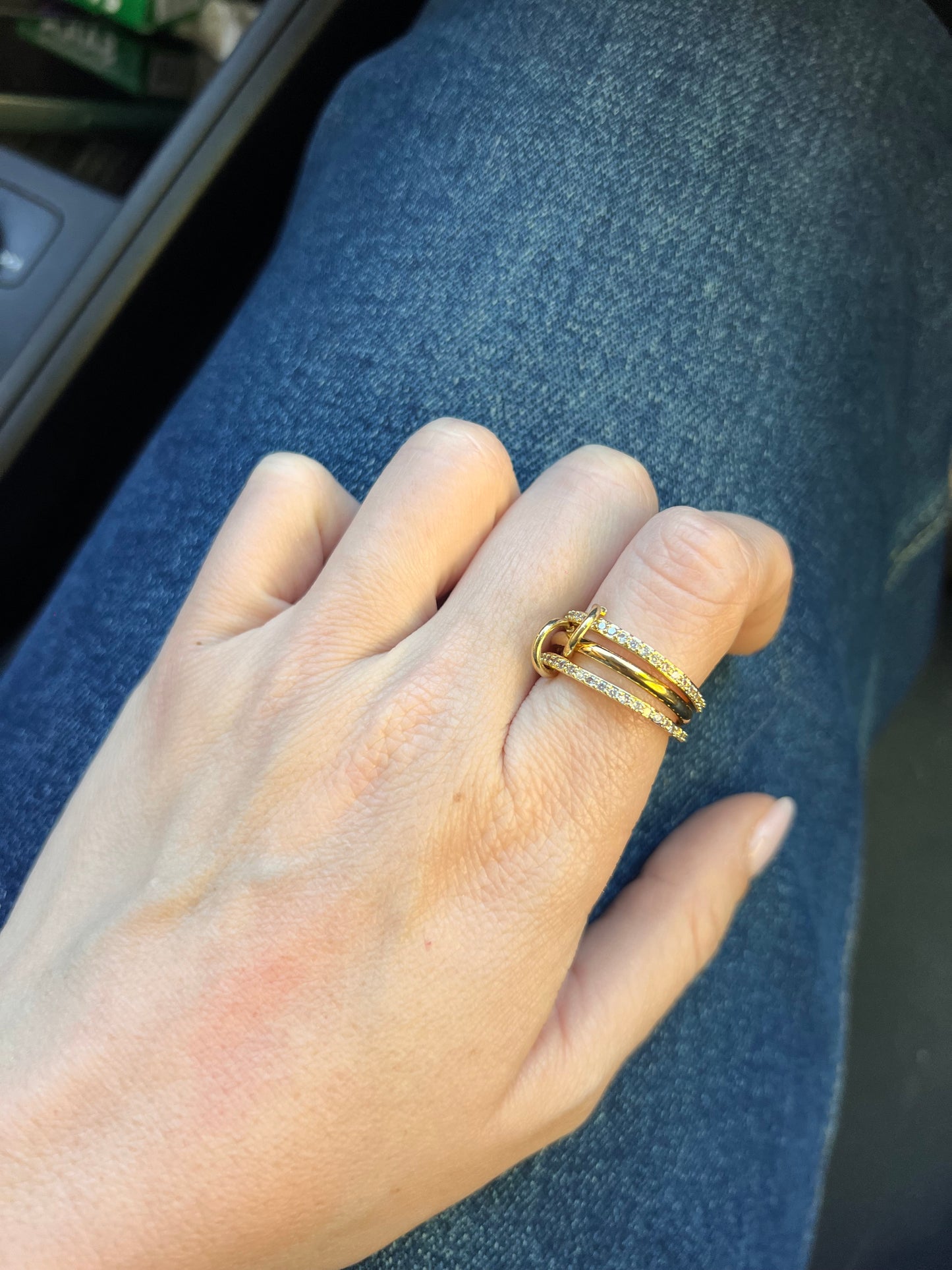 Anello stacks