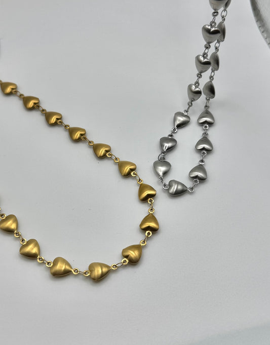 Collana fila di cuori