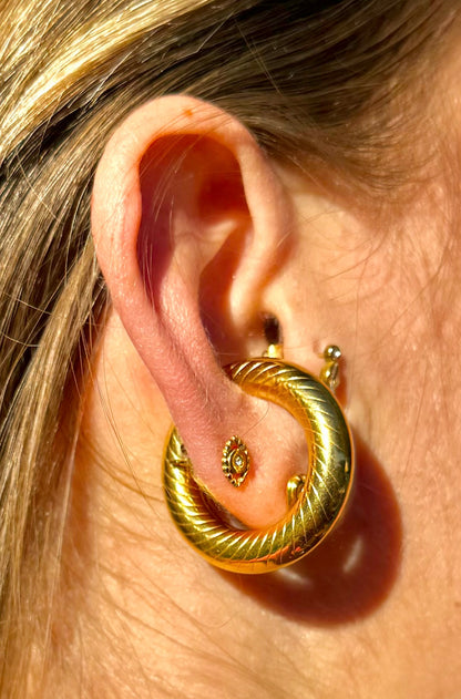 Ear Cuff Hole