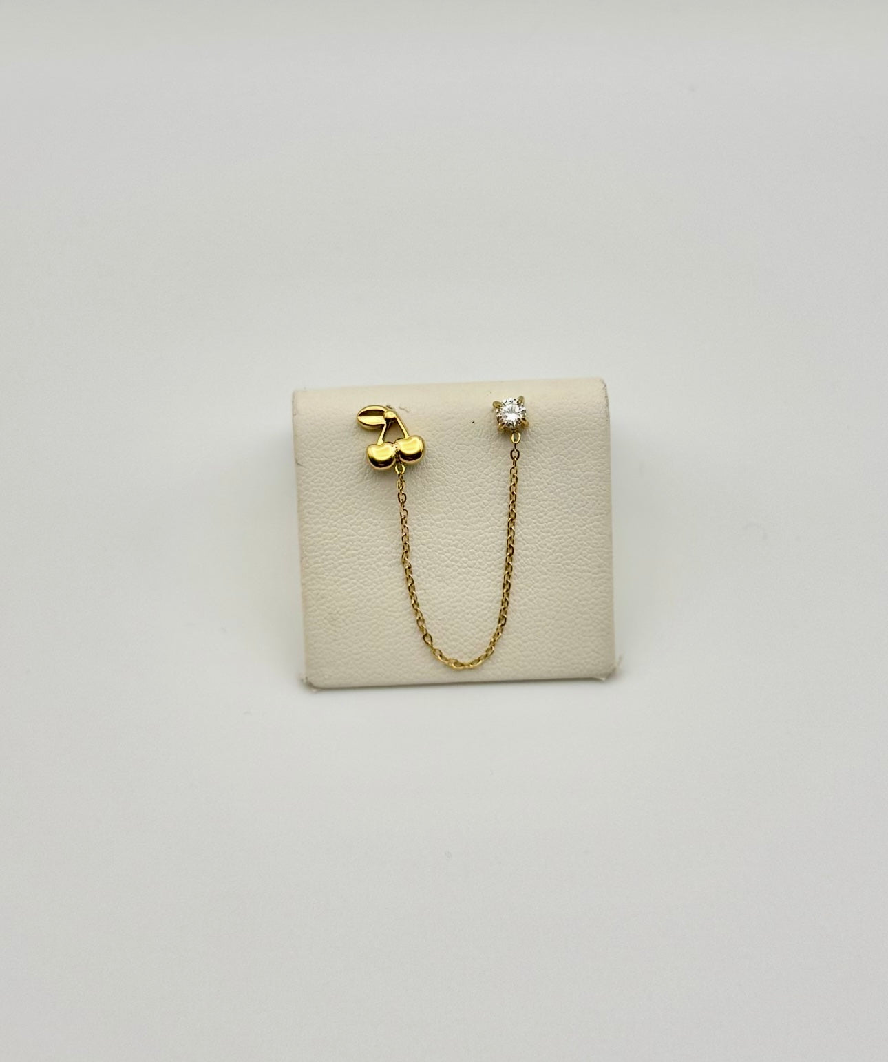 Orecchino Cherry Twist